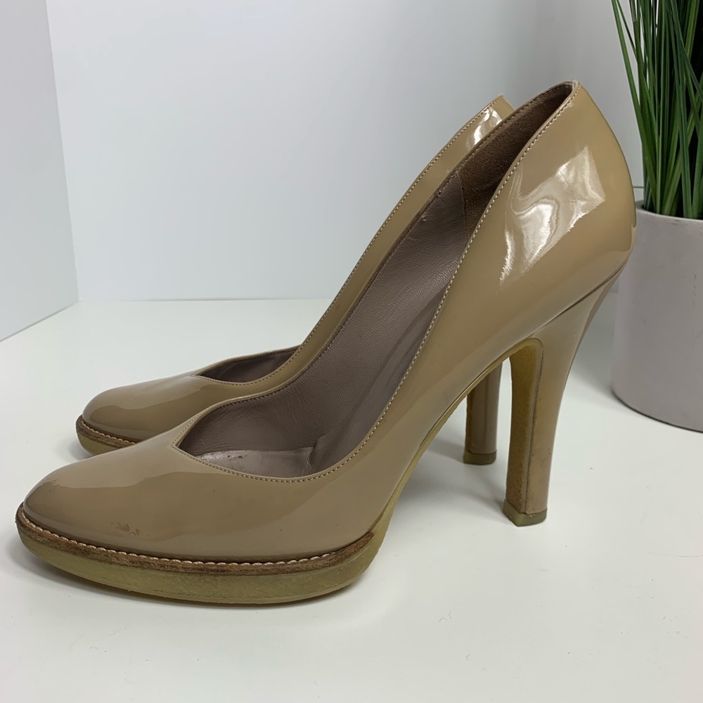 Gucci Vernice Diamond Nude Patent Heels Size 8